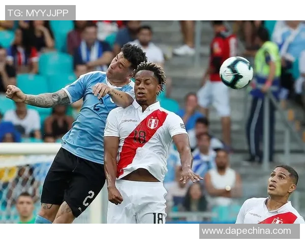 探索卡里略足球的魅力与战术解析，揭示其在现代足球中的独特地位与影响力